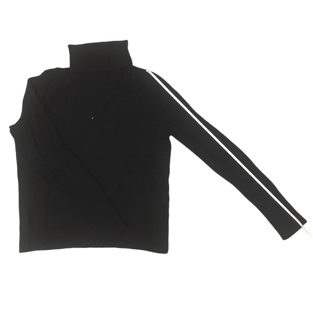 Aqua Cashmere Turtleneck Sweater in Black - Sz L